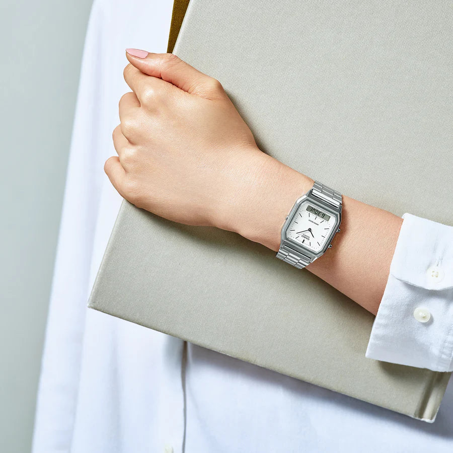 RELOJ CASIO VINTAGE AQ-230A-7DMQ PLATEADO - BLANCO "JANUS" ANA-DIGI