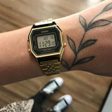 RELOJ CASIO VINTAGE LA680WGA-1DF NEGRO-DORADO MINI