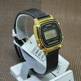 RELOJ CASIO VINTAGE LA670WEMB-1DF DORADO NEGRO MILANESE