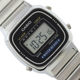 RELOJ CASIO VINTAGE LA670WA-1DF PLATEADO NEGRO